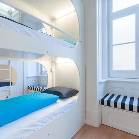 Hostel Nlc
